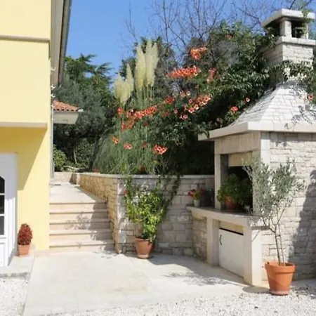 Apartment Davorka *